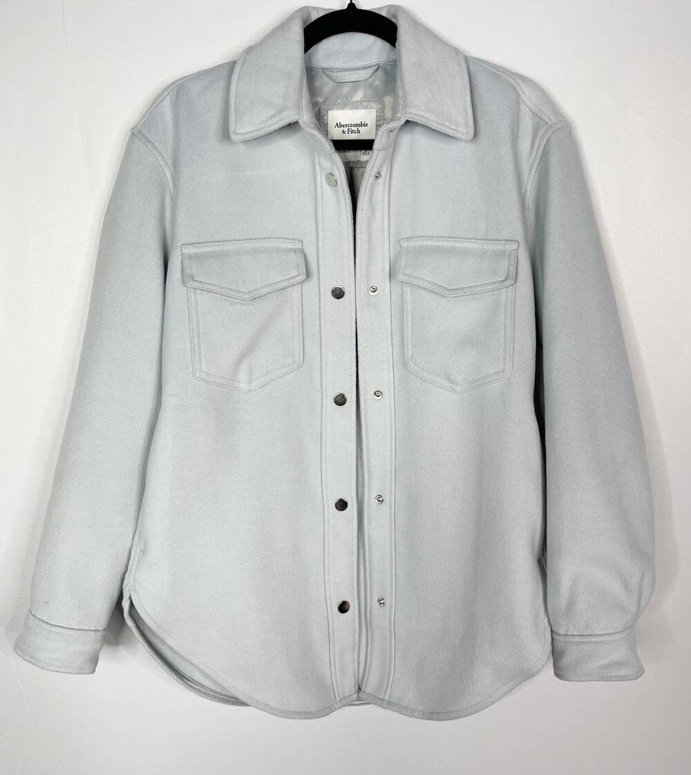 Abercrombie and Fitch Womens Small S Light Blue Gray Cozy Shacket Snap Button
